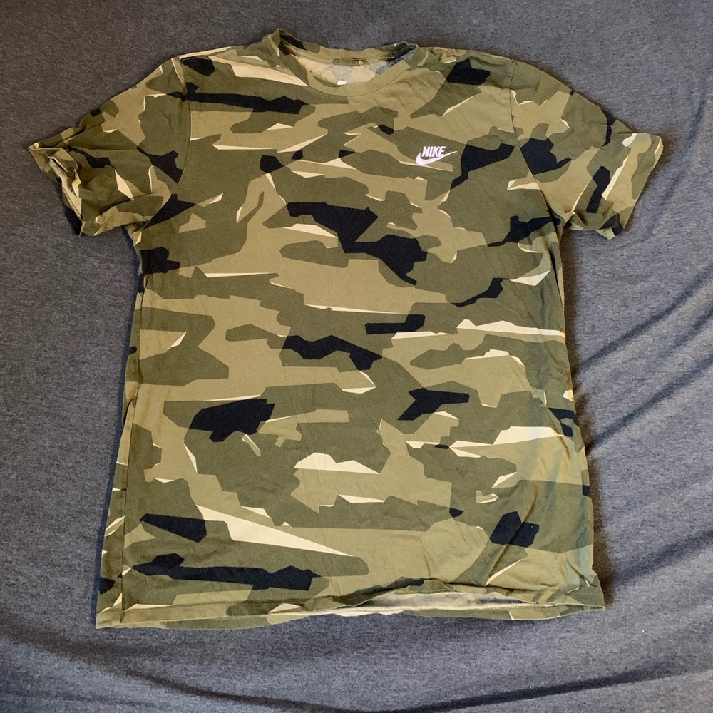 Nike Camo T-Shirt with Embroidered Logo